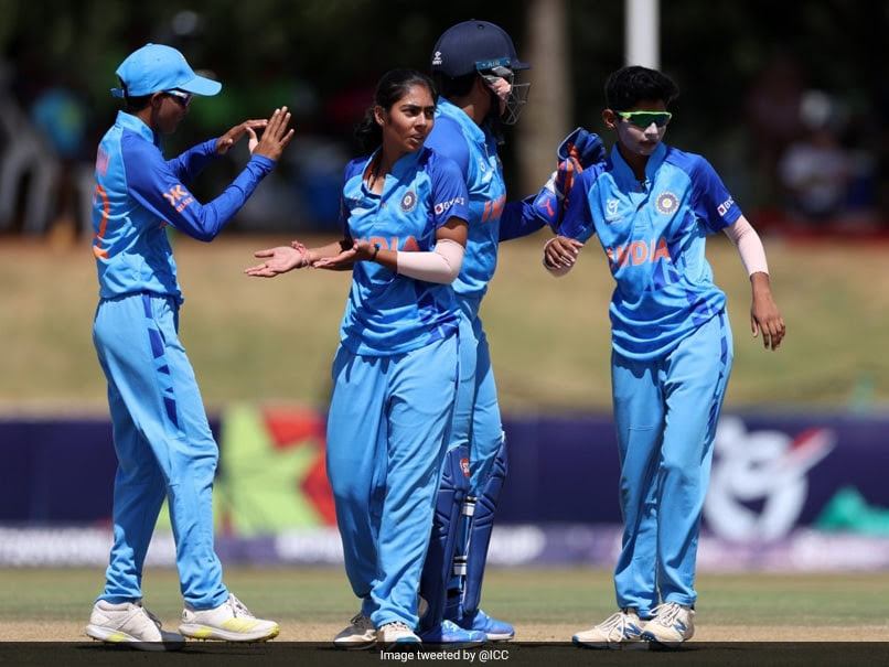 U19 Womens T20 World Cup भारतीय बेटियों ने जीता विश्वकप, फाइनल में इंग्लैंड को धूल चटाई 27 U19 Womens T20 World Cup भारतीय बेटियों ने जीता विश्वकप, फाइनल में इंग्लैंड को धूल चटाई