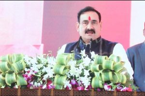 जन्मदिन पर विशेष: जनसेवा से जनप्रिय बनने का उदाहरण हैं नरोत्तम मिश्रा: पद्मेश गौतम