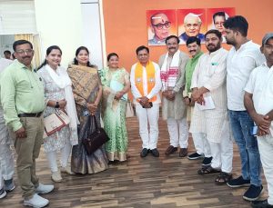 तुअर दाल व्यवसायी, निर्माताओं से भाजपा सरकार ने वादा निभाया: दीपक सोनी टण्डन 2 तुअर दाल व्यवसायी, निर्माताओं से भाजपा सरकार ने वादा निभाया: दीपक सोनी टण्डन