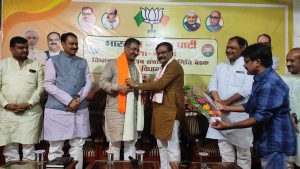 हमारे लिए प्रत्येक दिन महत्वपूर्ण, कार्यकर्ता आज से ही विजय संकल्प के लिए जुट जाएं: हितानंद शर्मा