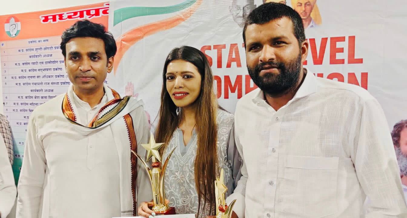 “यंग इंडिया के बोल”प्रतियोगिता में सौम्या राँधेलिया का प्रदेश में तृतीय स्थान। 50 “यंग इंडिया के बोल”प्रतियोगिता में सौम्या राँधेलिया का प्रदेश में तृतीय स्थान।