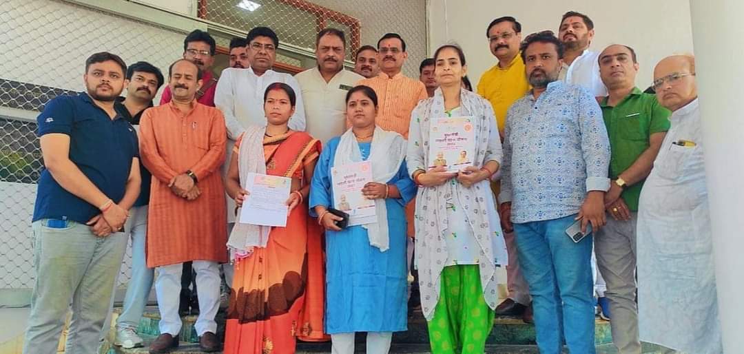 लाडली बहना योजना से महिलाओं को आर्थिक सशक्तता मिलेगी: VD शर्मा 27 लाडली बहना योजना से महिलाओं को आर्थिक सशक्तता मिलेगी: VD शर्मा