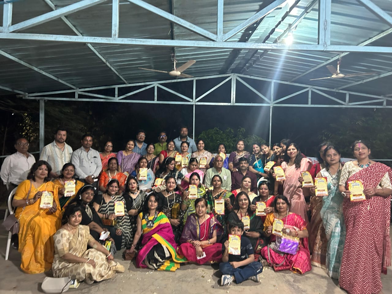 वैश्य महासम्मेलन महिला ईकाई के द्वारा होली मिलन समारोह का हुआ आयोजन 21 वैश्य महासम्मेलन महिला ईकाई के द्वारा होली मिलन समारोह का हुआ आयोजन