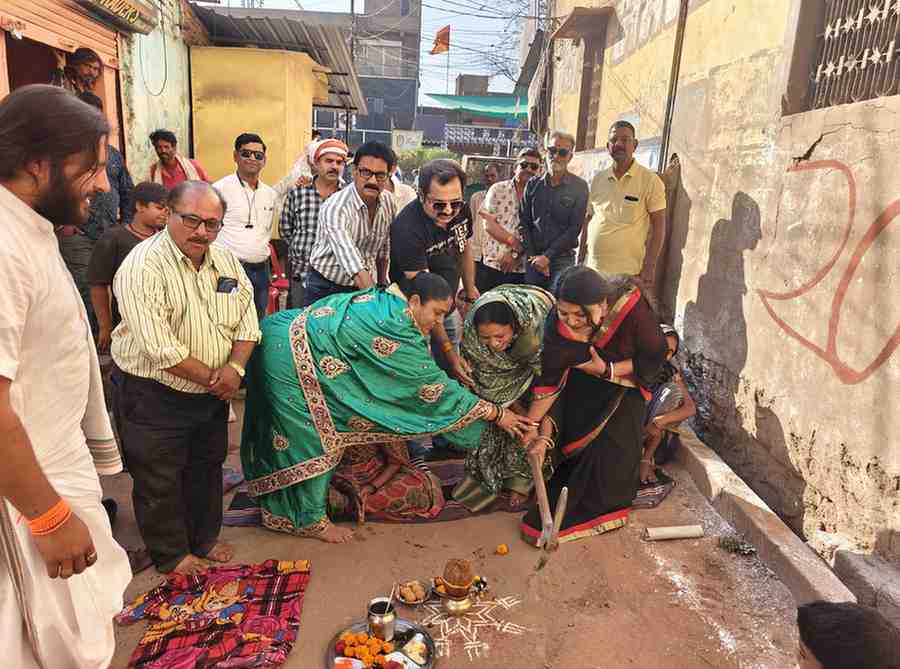 वंशस्वरूप वार्ड में होगा सी.सी सड़क एवं नाली का निर्माण, वार्ड को मिली लगभग 47 लाख के विकास कार्यों की सौगात 21 वंशस्वरूप वार्ड में होगा सी.सी सड़क एवं नाली का निर्माण, वार्ड को मिली लगभग 47 लाख के विकास कार्यों की सौगात