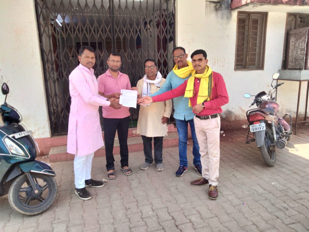 मध्य प्रदेश अज़ाक्स संघ कटनी ने मुख्यमंत्री के नाम सौंपा ज्ञापन 21 मध्य प्रदेश अज़ाक्स संघ कटनी ने मुख्यमंत्री के नाम सौंपा ज्ञापन