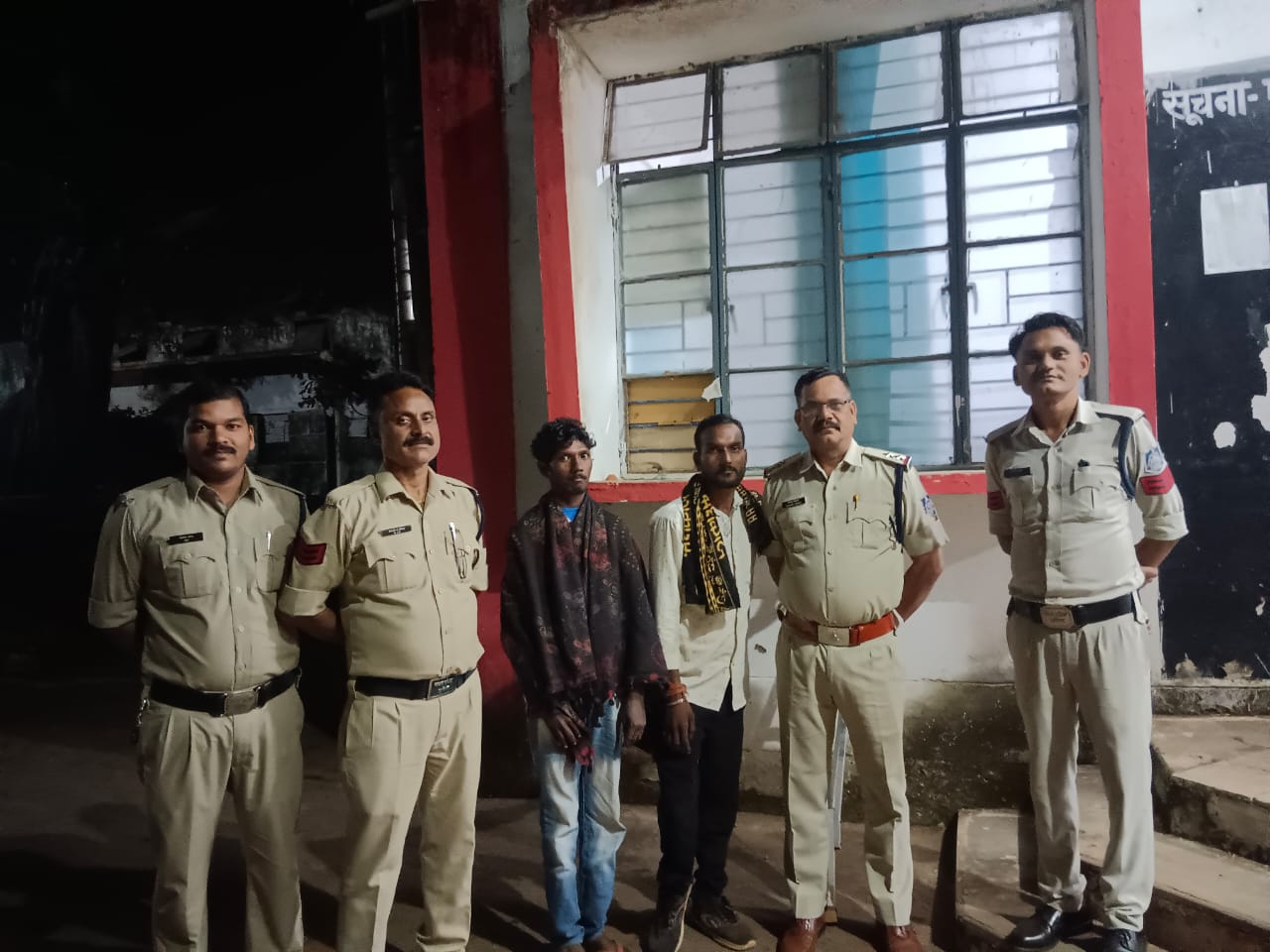 ऑपरेशन शिकंजा के तहत अवैध शराब माफियाओं पर बड़ी कार्रवाई