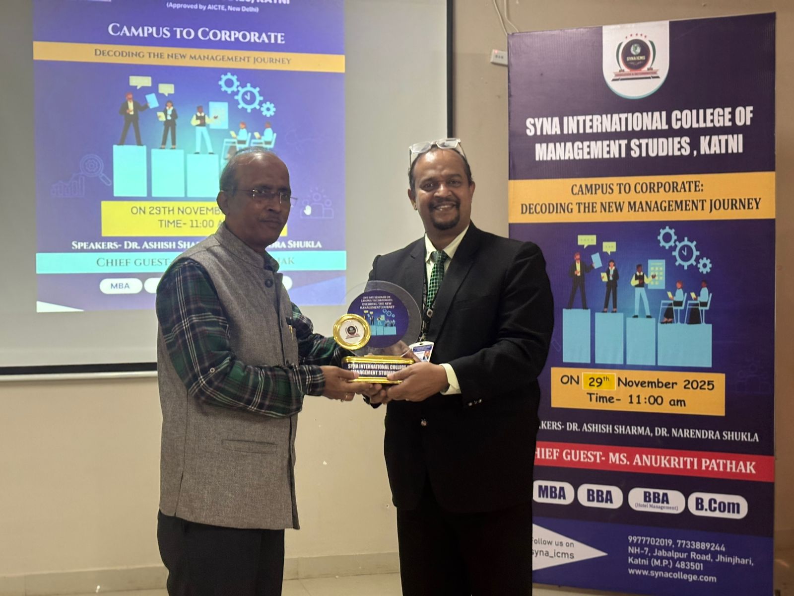 सायना महाविद्यालय में "Campus to Corporate: Decoding the New Journey" पर सेमिनार का हुआ आयोजन, छात्रों को मिले कॅरियर के नए मंत्र 15 सायना महाविद्यालय में "Campus to Corporate: Decoding the New Journey" पर सेमिनार का हुआ आयोजन, छात्रों को मिले कॅरियर के नए मंत्र