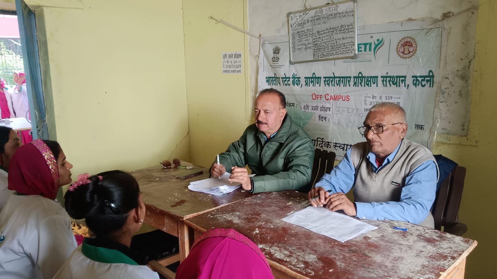 कृषि उद्यमी प्रशिक्षण की परीक्षा संपन्न 22 कृषि उद्यमी प्रशिक्षण की परीक्षा संपन्न