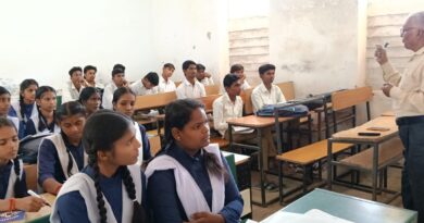 विद्यार्थियों को केंचुआ खाद निर्माण एवं वर्मीवाश निर्माण का तकनीकी प्रशिक्षण दिया गया। 